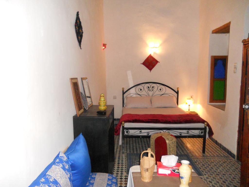 Riad Mikou Hotel Fes Room photo