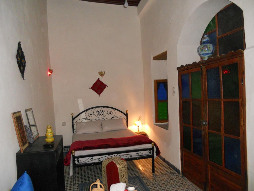 Riad Mikou Hotel Fes Room photo